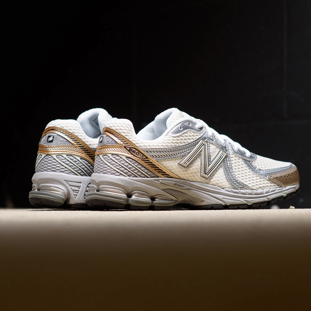 New Balance 860v2 - Sea Salt/Gold Metallic New Balance versatile casual sneakers