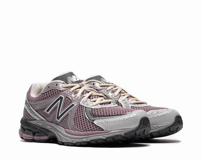 New Balance 860v2 New Balance athletic sneakers