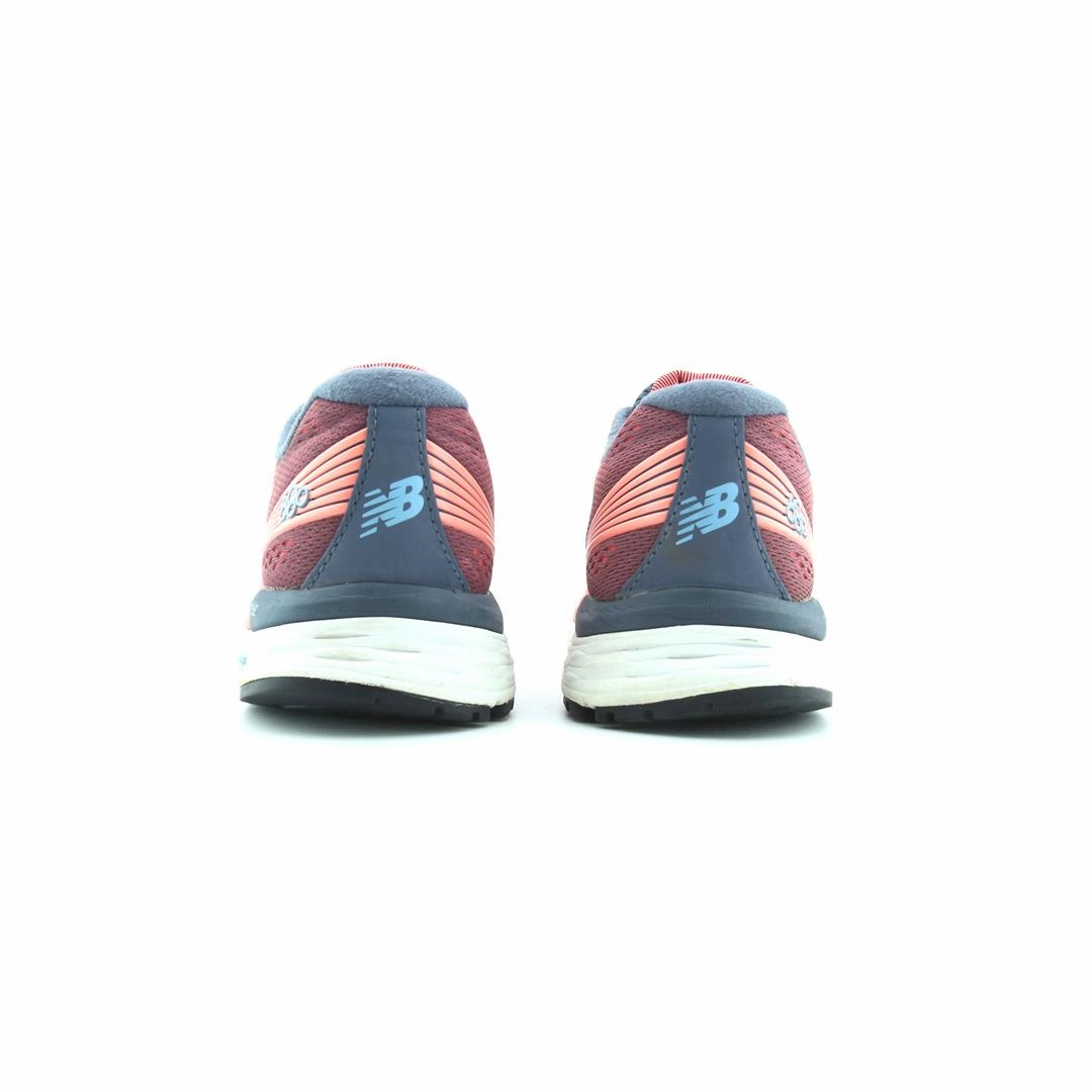 NEW BALANCE 880V8 New Balance trainer visuals