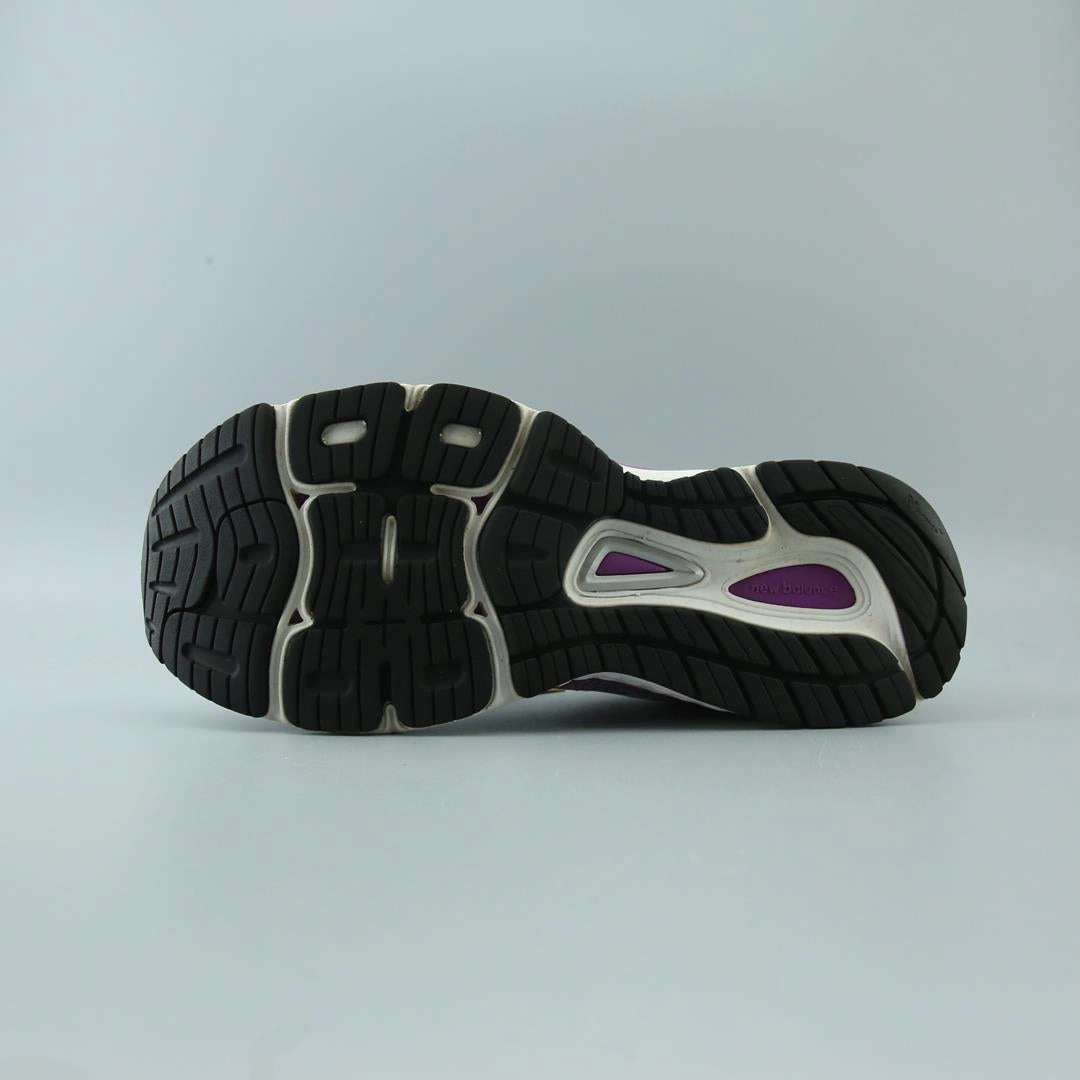 NEW BALANCE 880V9 stylish New Balance designs