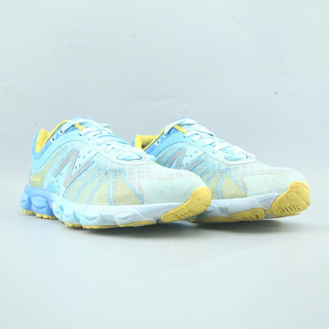 NEW BALANCE 890V4 stylish New Balance designs