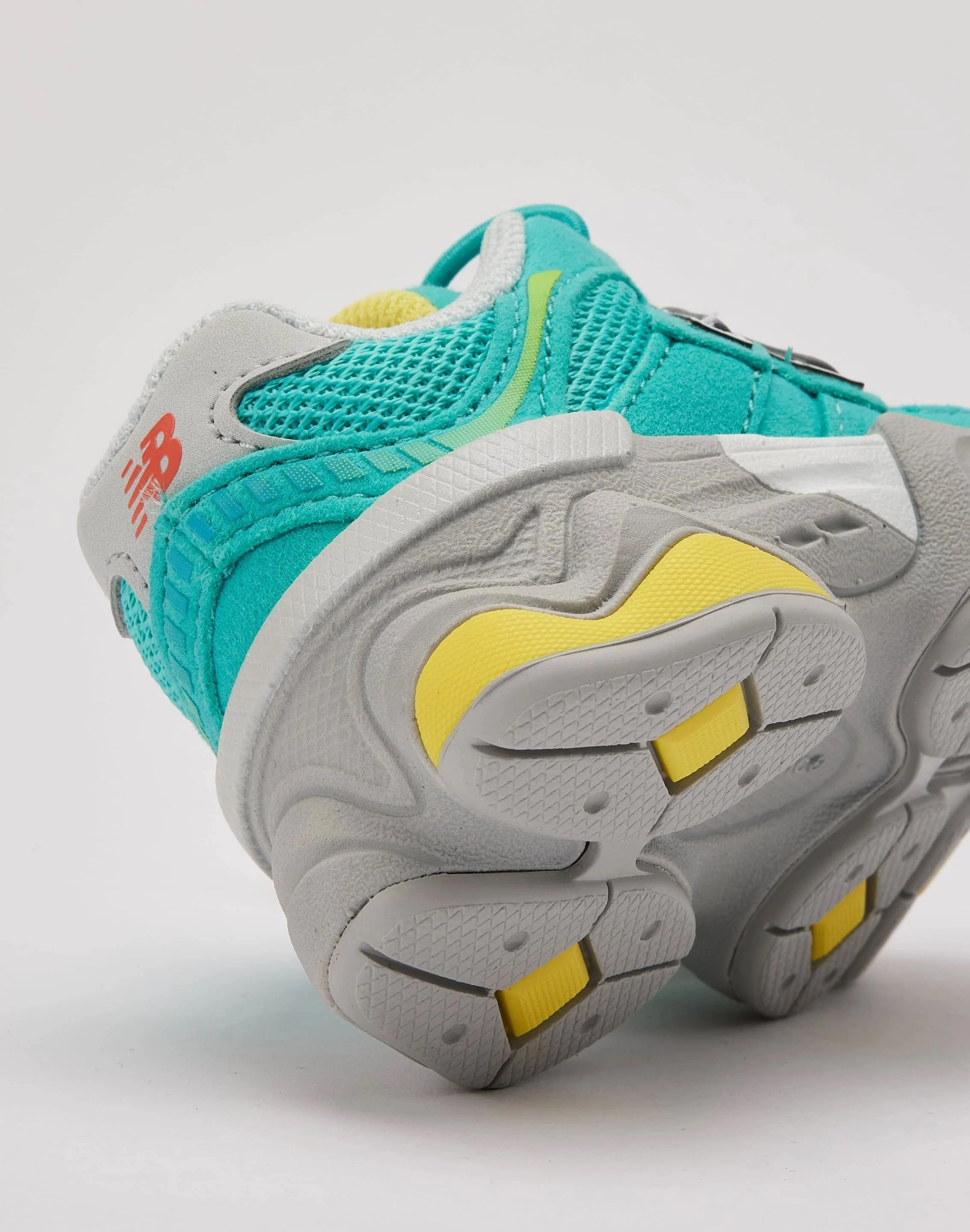 New Balance 9060 'Cyan Burst Toddler Golf Ready Sneakers