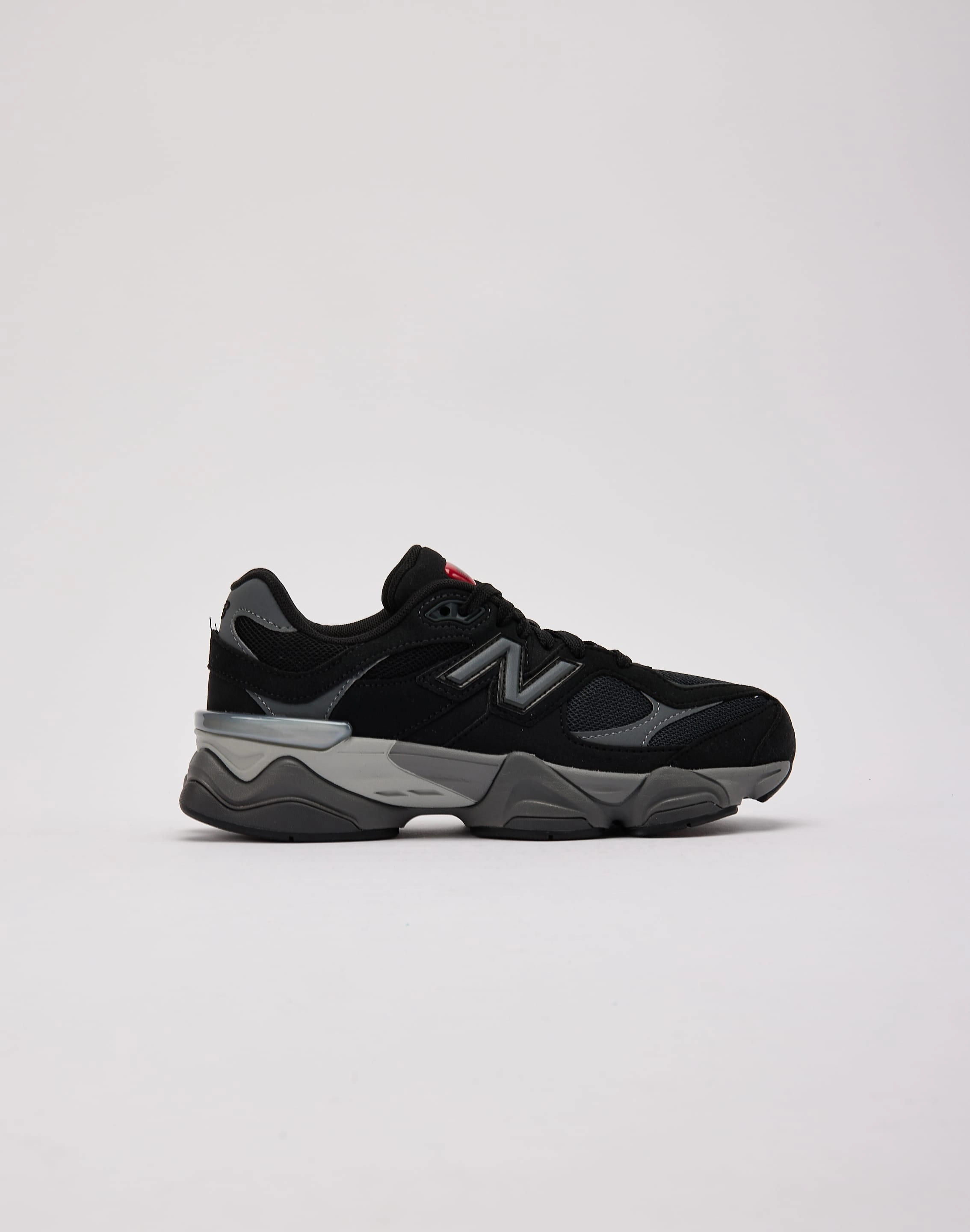 New Balance 9060 Grade-School New Balance 9060 shoes