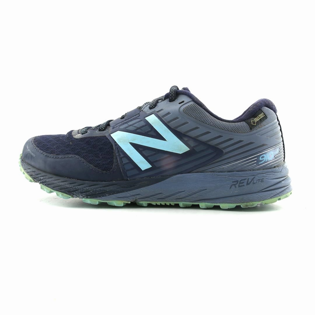 NEW BALANCE 910 V4 New Balance stylish casual shoe designs