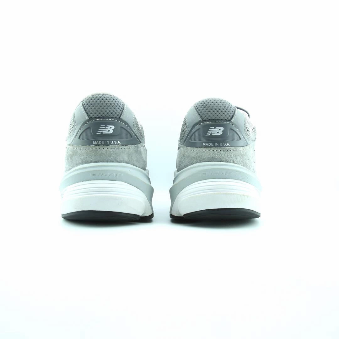 NEW BALANCE 990 V6 New Balance trainer visuals