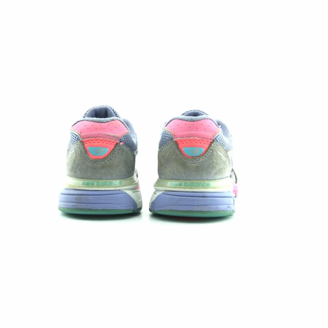 NEW BALANCE 990V4 New Balance trainer visuals