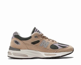 New Balance 991v2  Made in UK "Cement" new balance sneaker collection latest styles