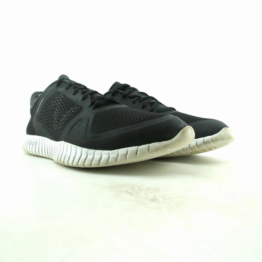 NEW BALANCE 99 V1 retro New Balance shoe shots