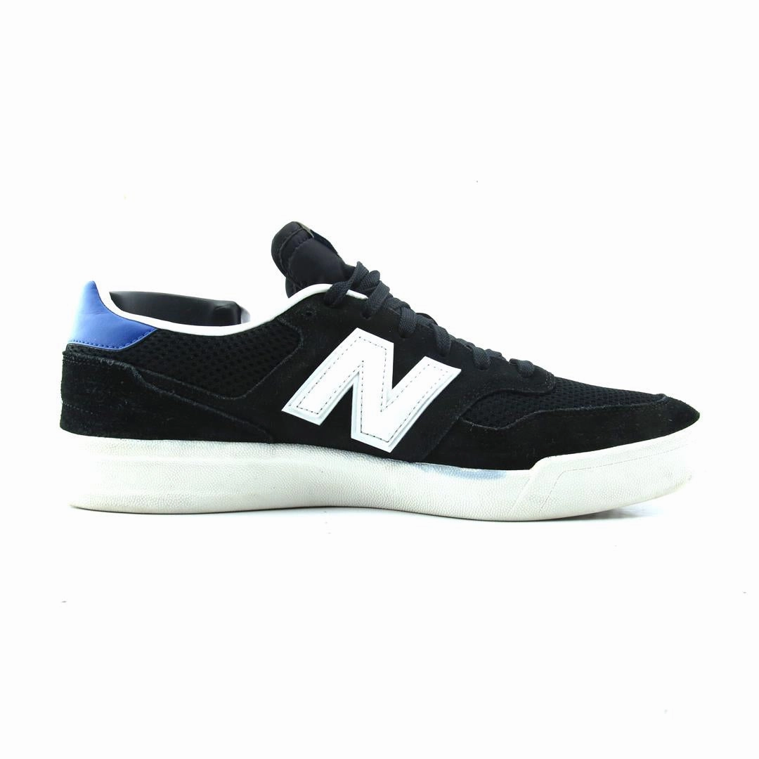 NEW BALANCE CRT300V2 stylish New Balance designs