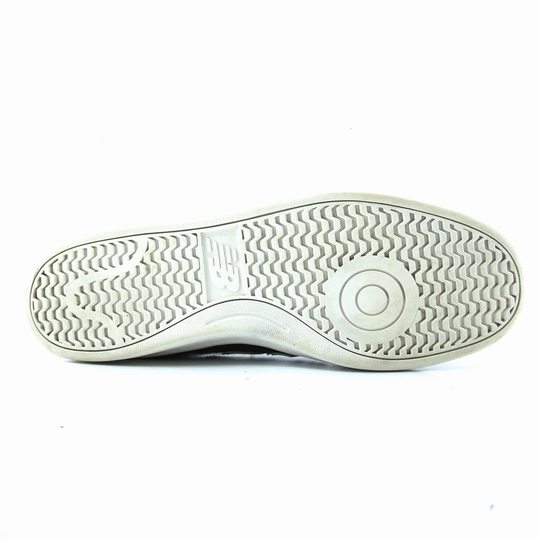 NEW BALANCE CRT300V2 stylish New Balance designs