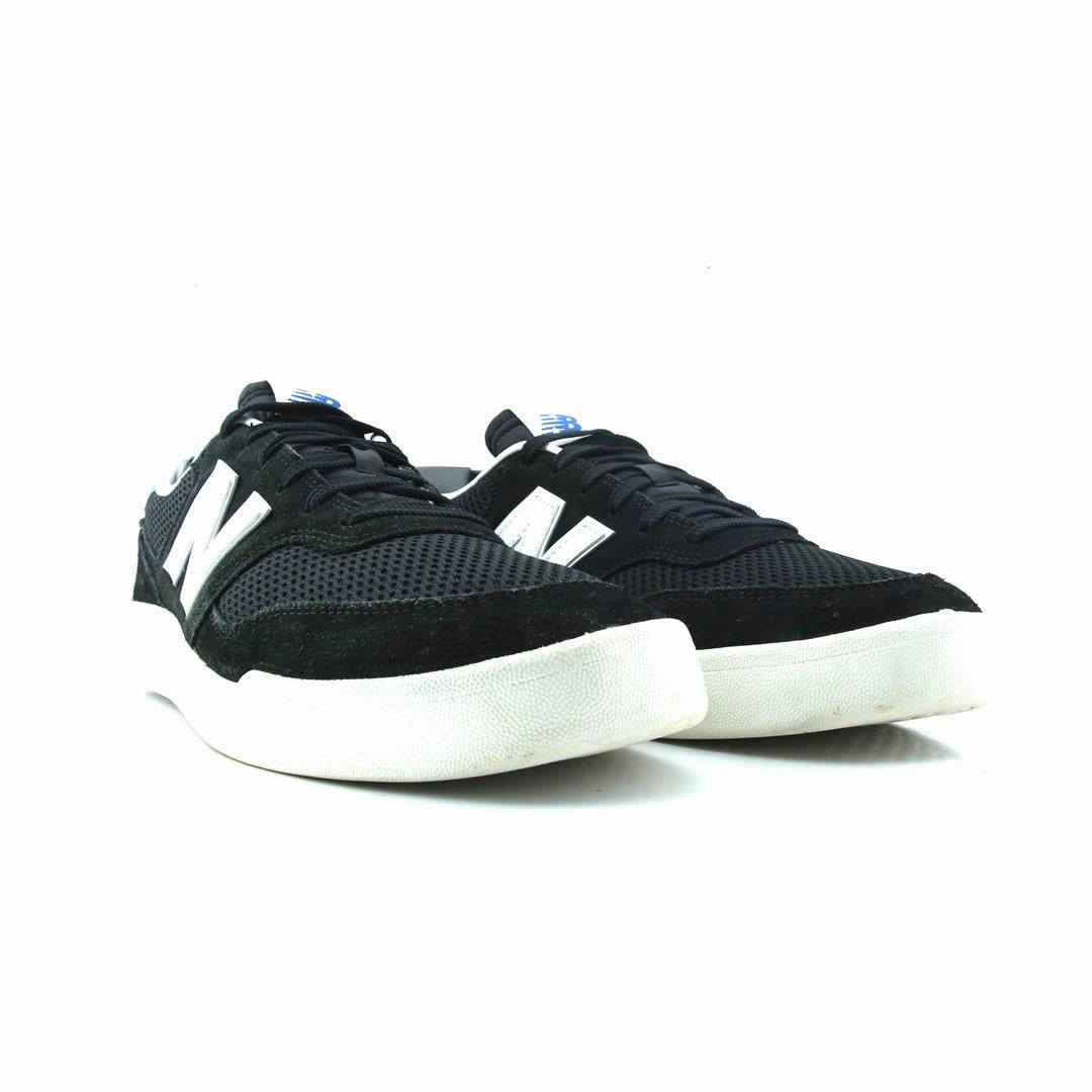 NEW BALANCE CRT300V2 stylish New Balance designs