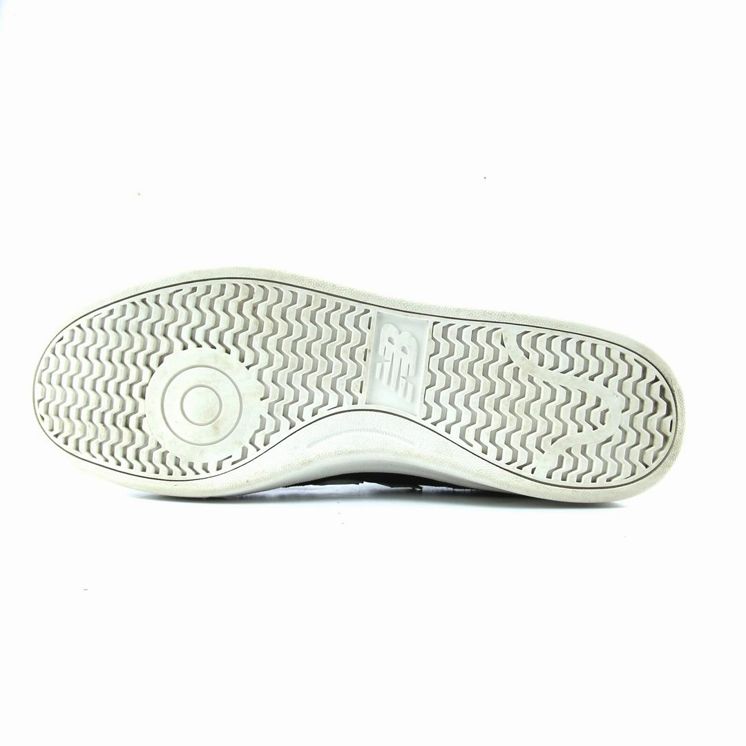 NEW BALANCE CRT300V2 stylish New Balance designs
