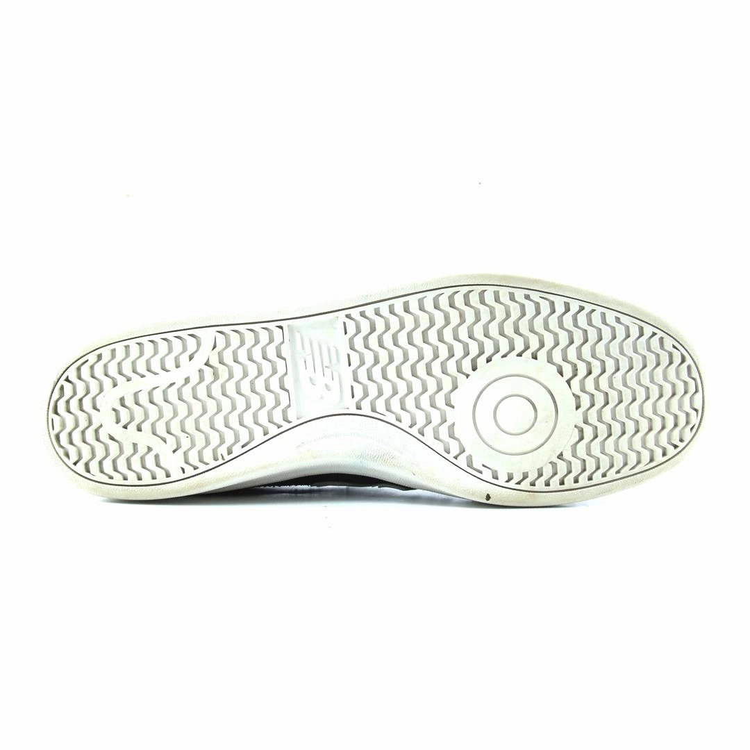 NEW BALANCE CRT300V2 stylish New Balance designs