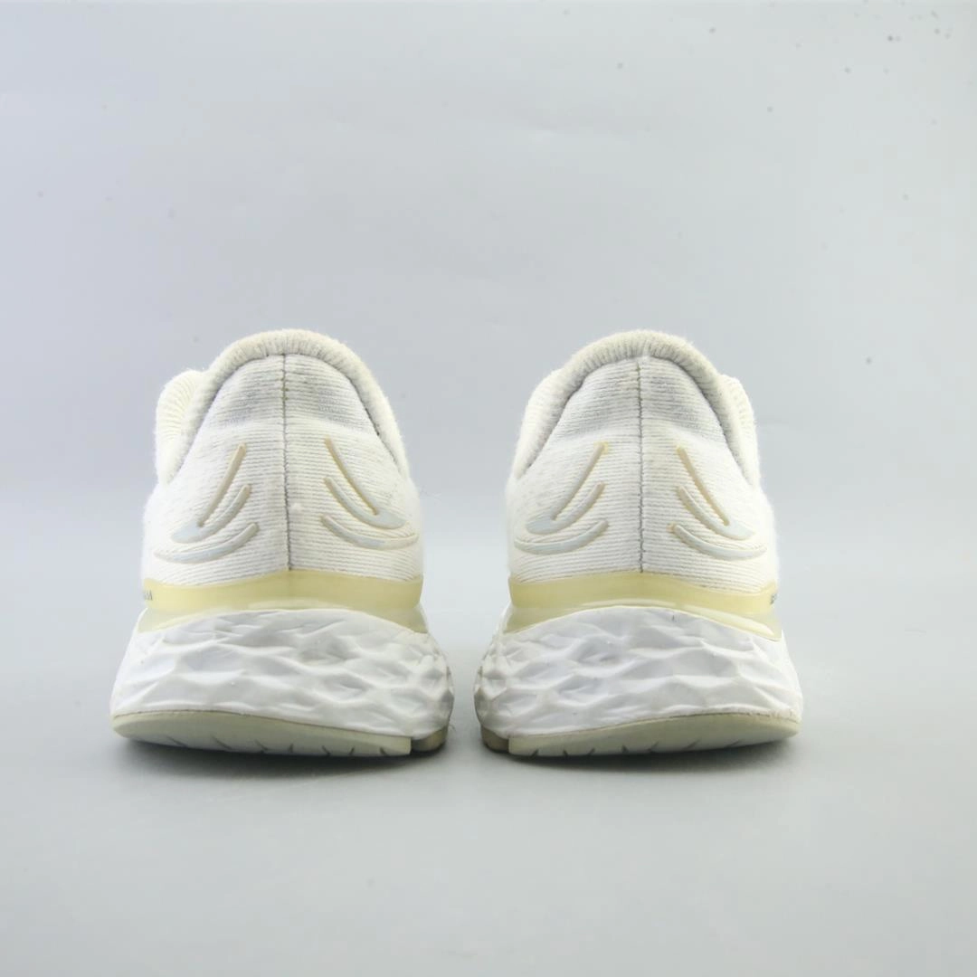 NEW BALANCE FRESH FOAM 880 V11 New Balance casual shoe looks
