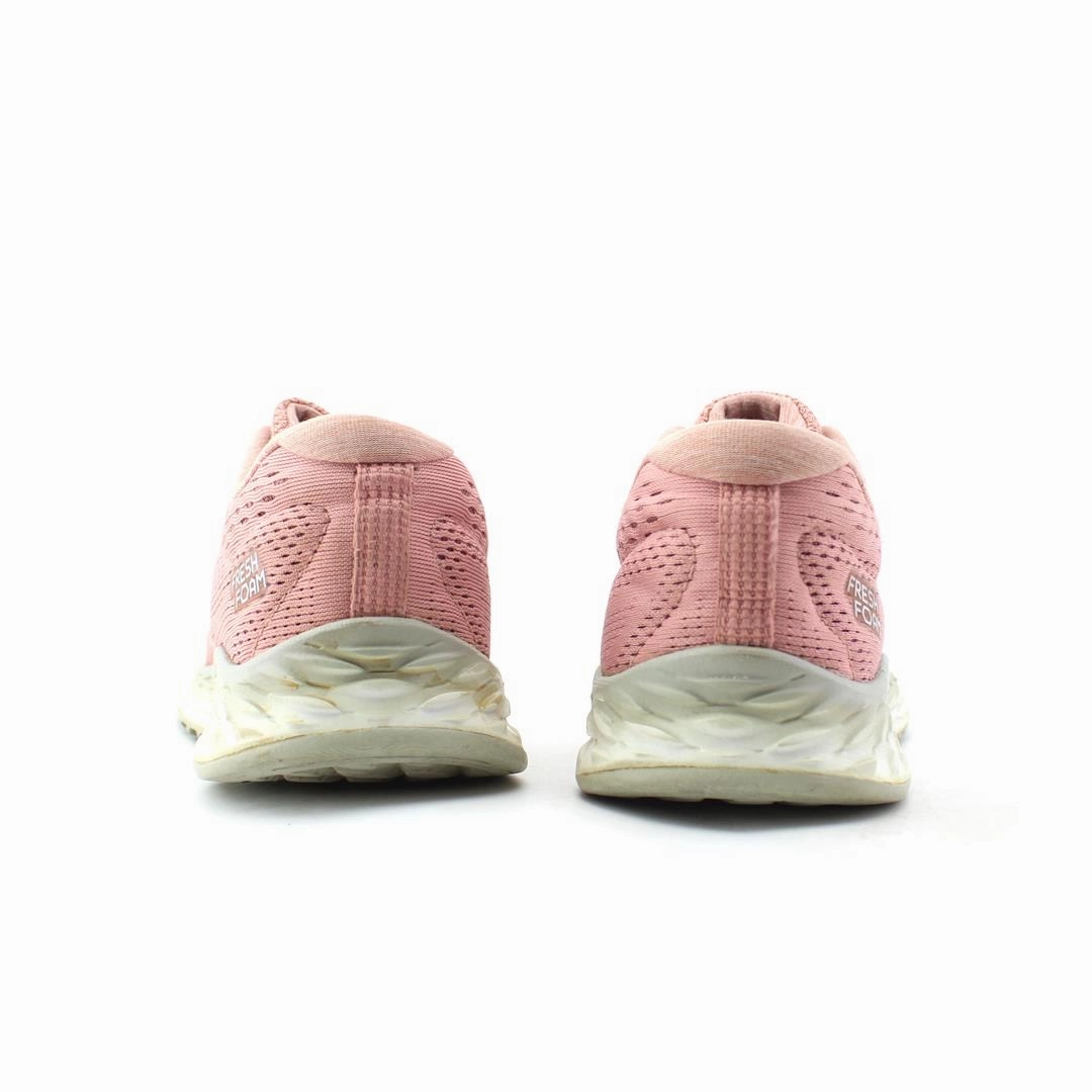 NEW BALANCE FRESH FOAM ARISHI V1 retro New Balance shoe shots