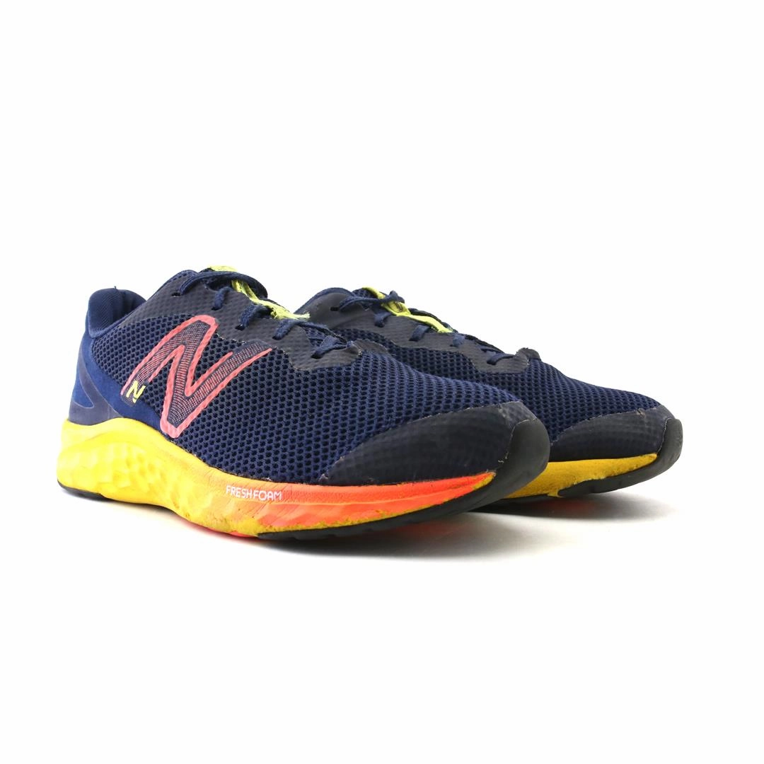 NEW BALANCE FRESH FOAM ARISHI V4 retro New Balance shoe shots