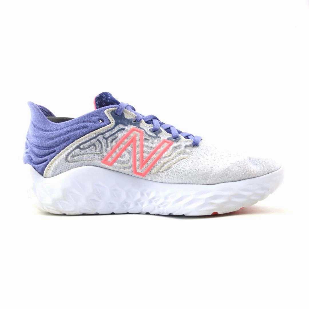 NEW BALANCE FRESH FOAM BEACON V3 retro New Balance shoe shots