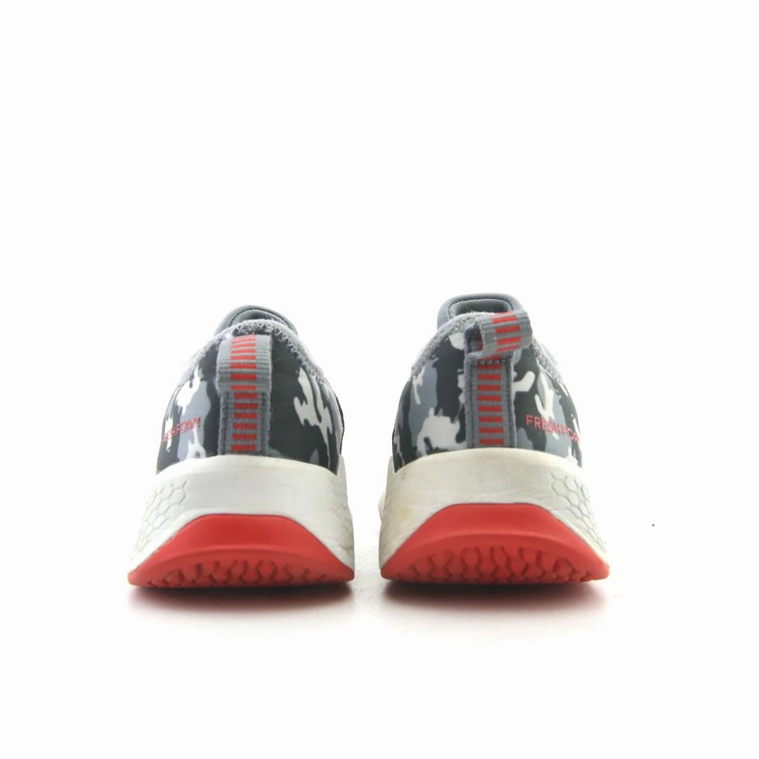 NEW BALANCE  FRESH FOAM FAST V2 stylish New Balance designs