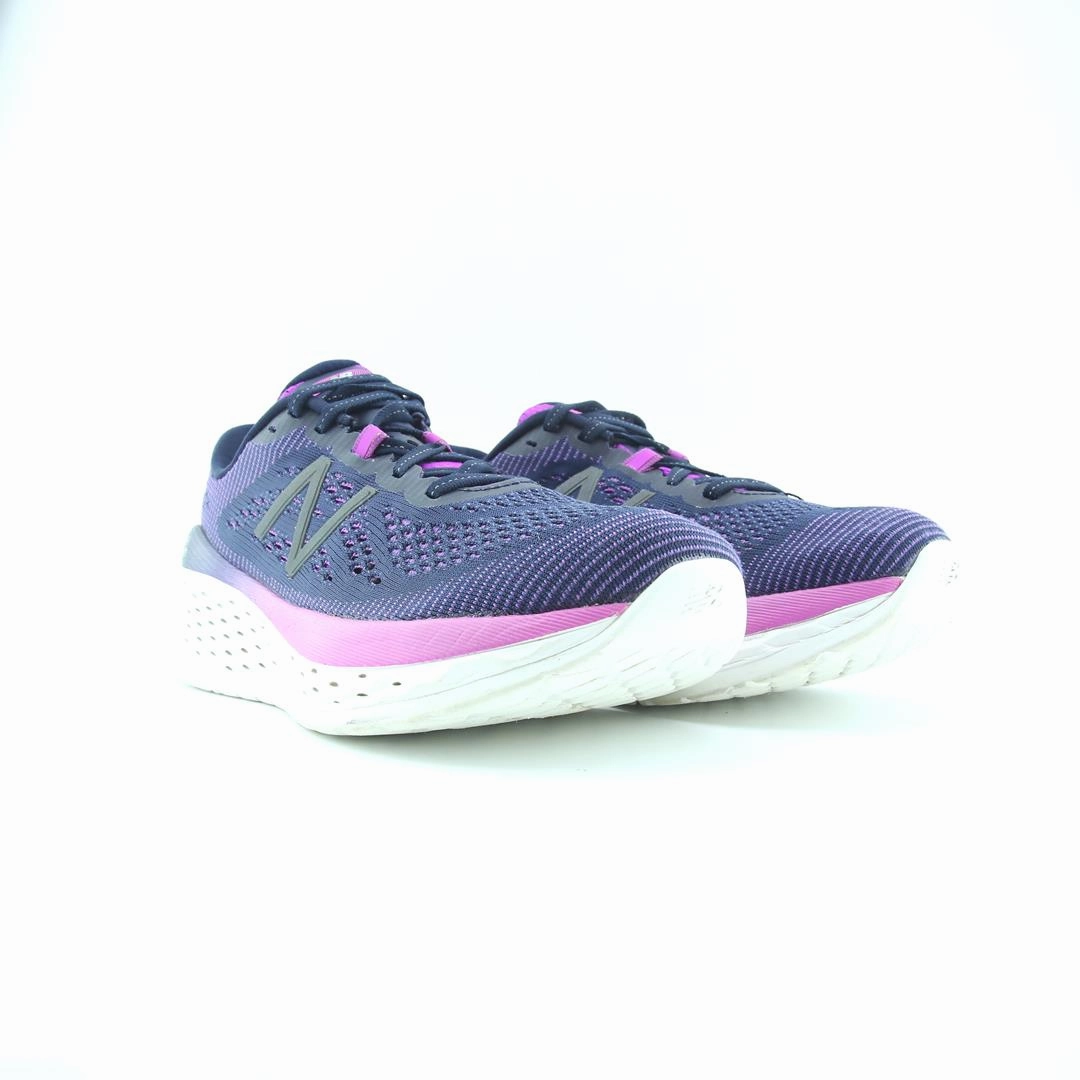 NEW BALANCE FRESH FOAM MORE stylish New Balance designs