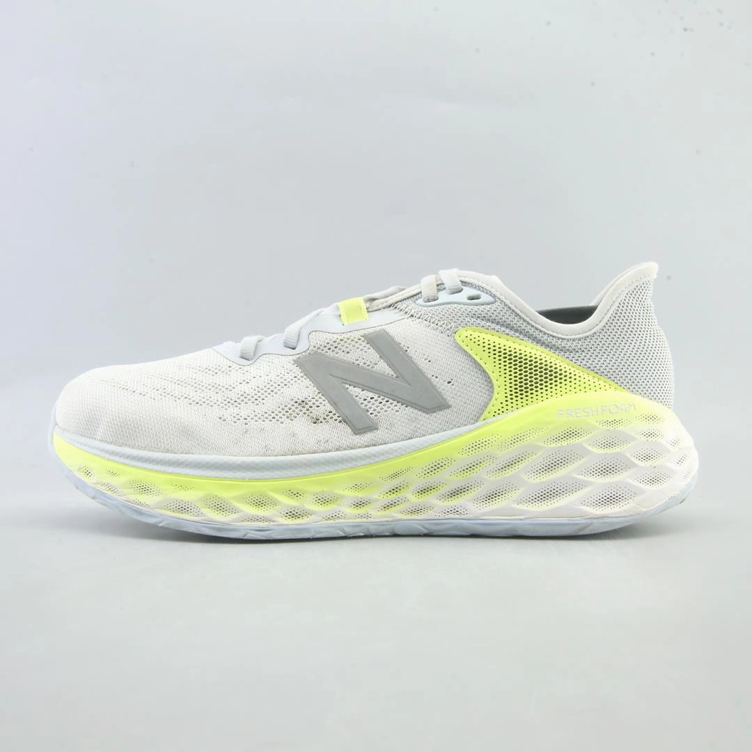 NEW BALANCE FRESH FOAM MORE V2 New Balance athletic performance footwear