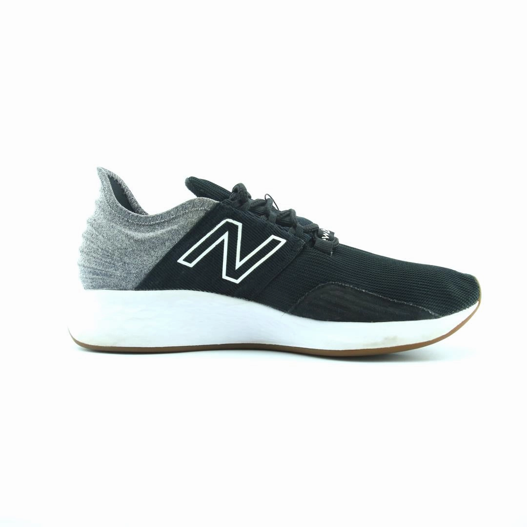 NEW BALANCE FRESH FOAM ROAV New Balance trainer visuals