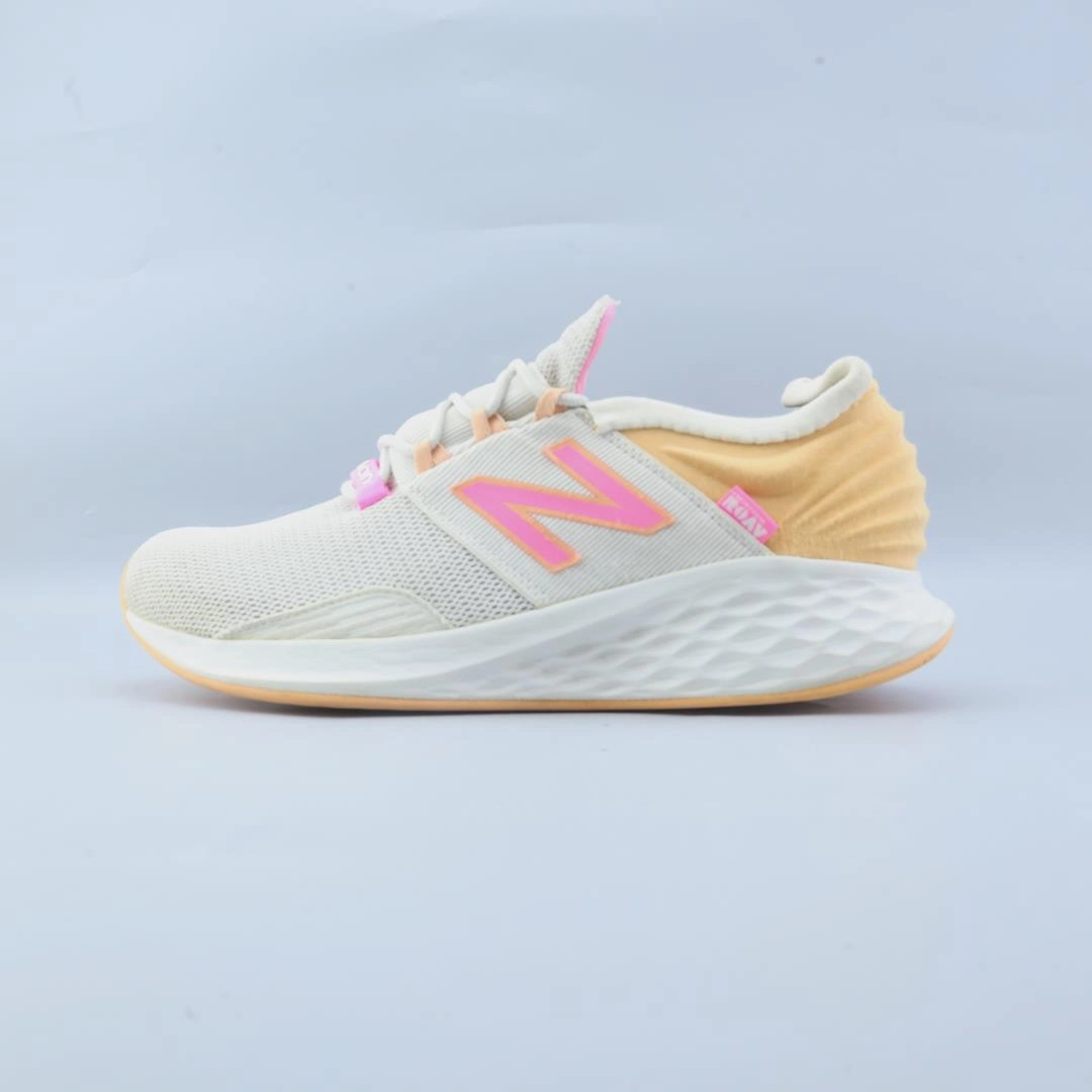 NEW BALANCE FRESH FOAM ROAV New Balance durable footwear styles