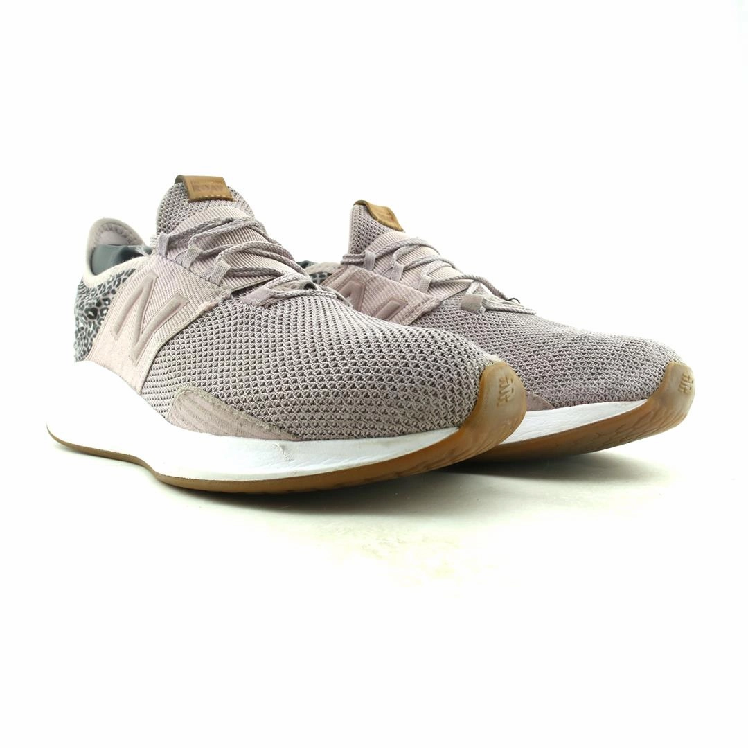 NEW BALANCE FRESH FOAM ROAV retro New Balance shoe shots