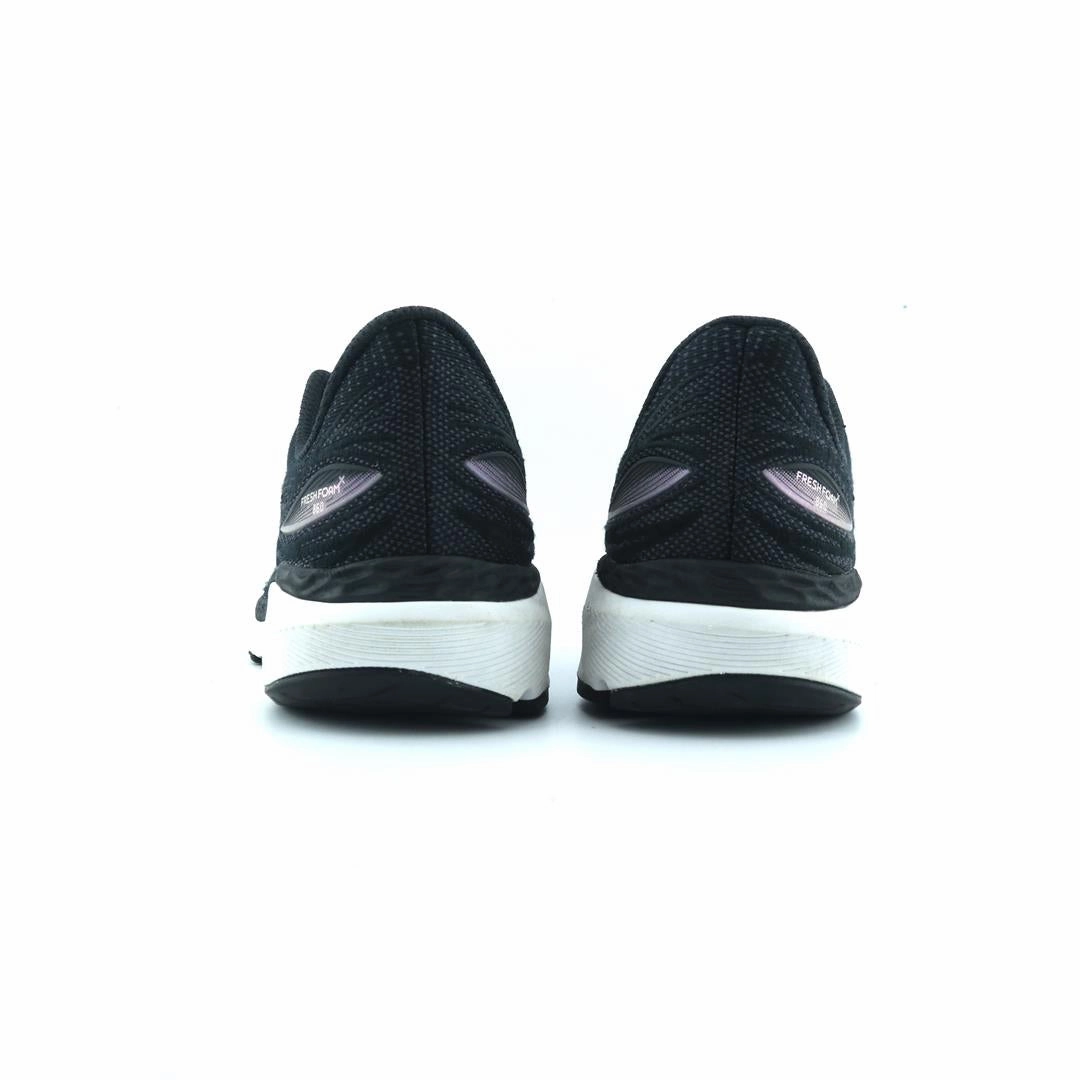 NEW BALANCE FRESH FOAM X 860V12 stylish New Balance designs