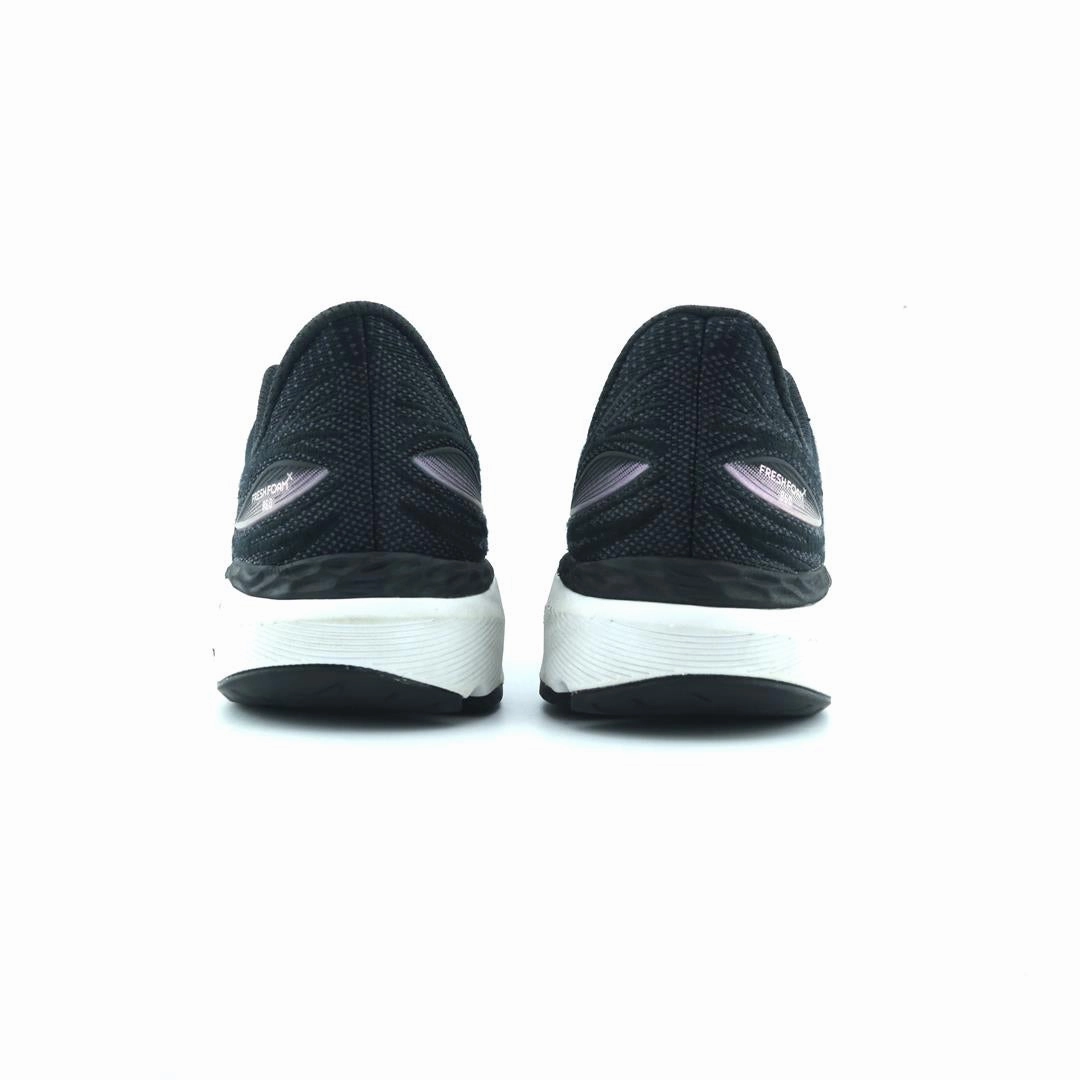 NEW BALANCE FRESH FOAM X 860V12 stylish New Balance designs