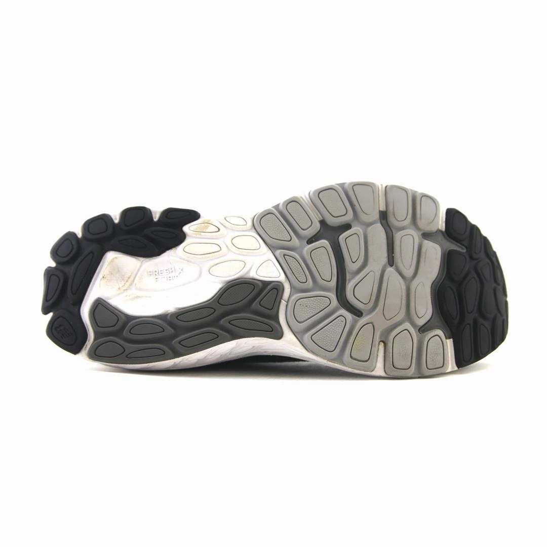 NEW BALANCE FRESH FOAM X 860V13 retro New Balance shoe shots