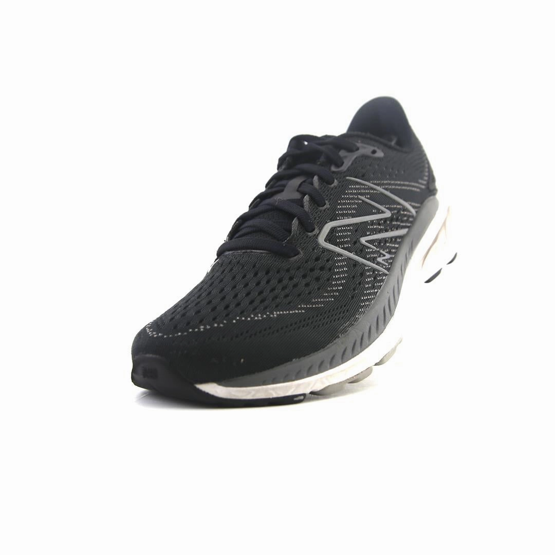NEW BALANCE FRESH FOAM X 860V13 retro New Balance shoe shots