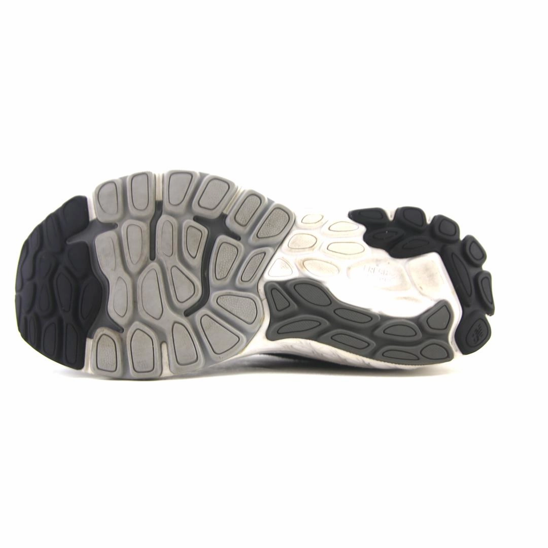 NEW BALANCE FRESH FOAM X 860V13 retro New Balance shoe shots