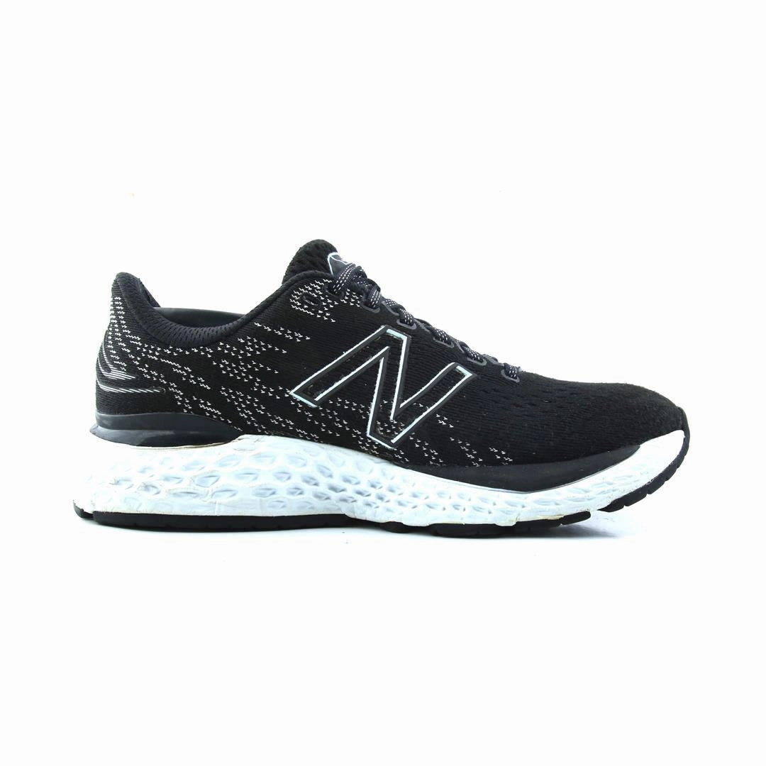NEW BALANCE FRESH FOAM X 880 V11 New Balance trainer visuals
