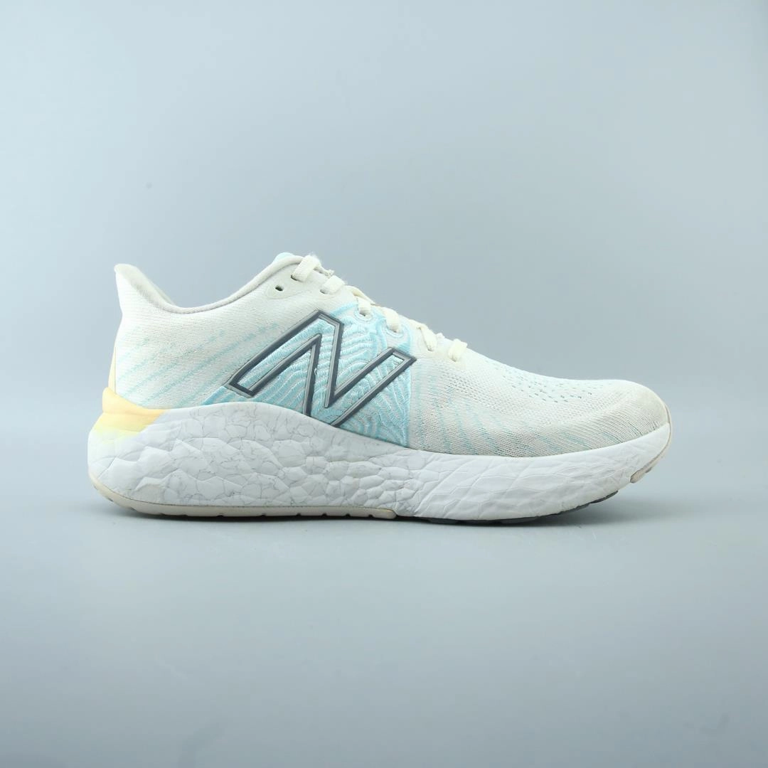 NEW BALANCE FRESH FOAM X VONGO V5 stylish New Balance designs
