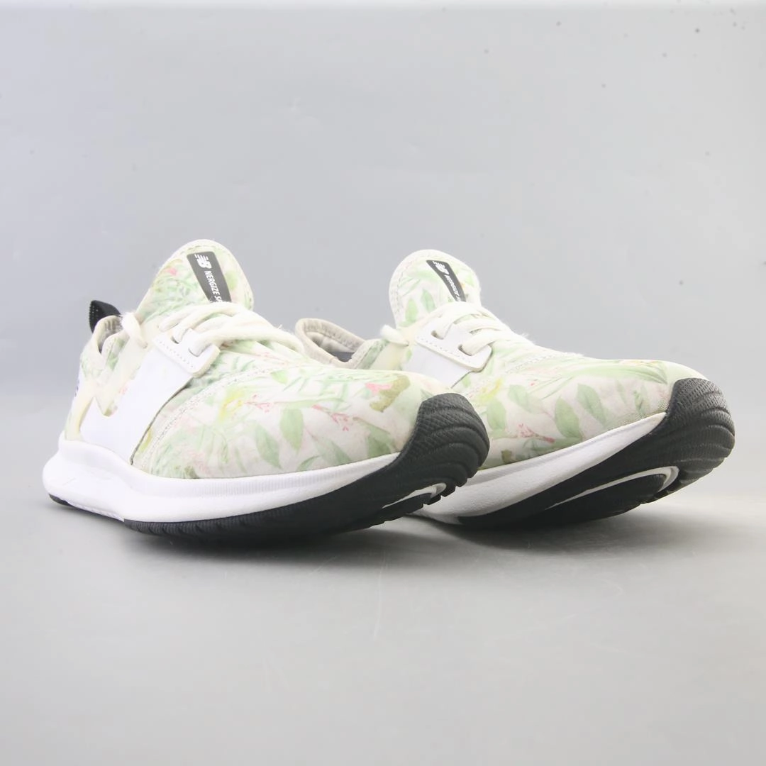 NEW BALANCE FUEL CORE NERGIZE retro New Balance shoe shots