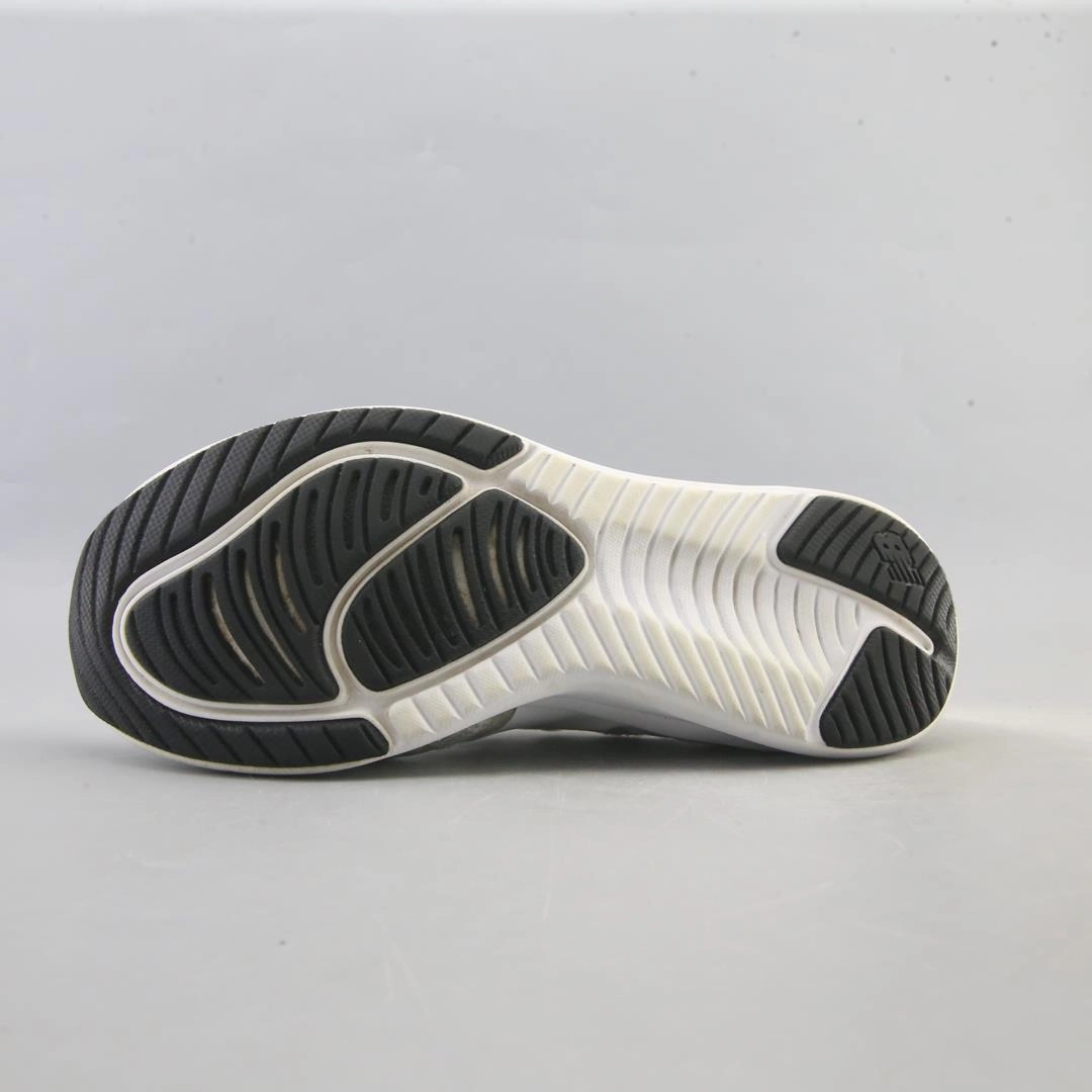 NEW BALANCE FUEL CORE NERGIZE retro New Balance shoe shots