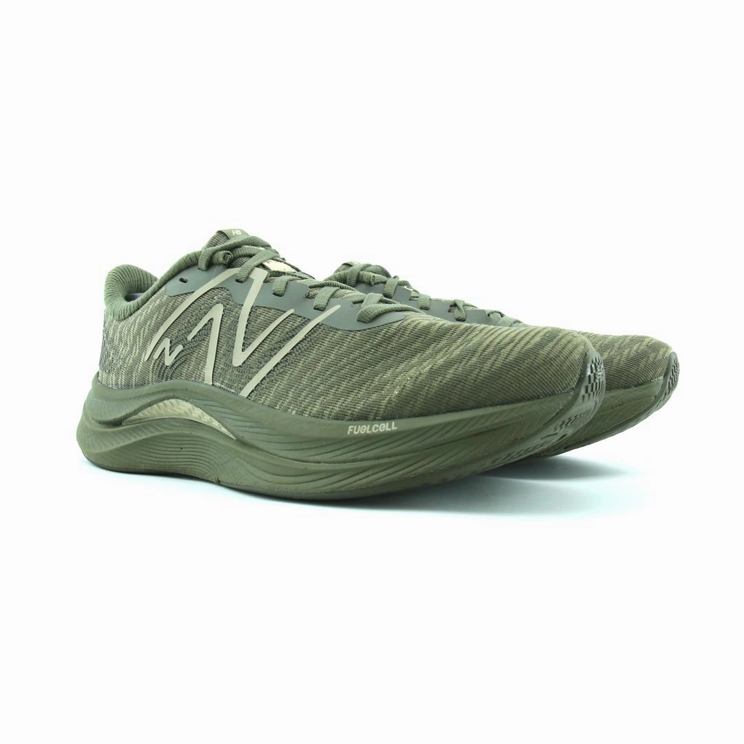 NEW BALANCE FUELCELL PROPEL V4 New Balance trainer visuals