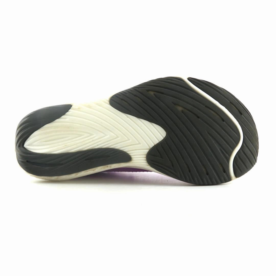 NEW BALANCE FUELCELL REBEL V3 New Balance trainer visuals