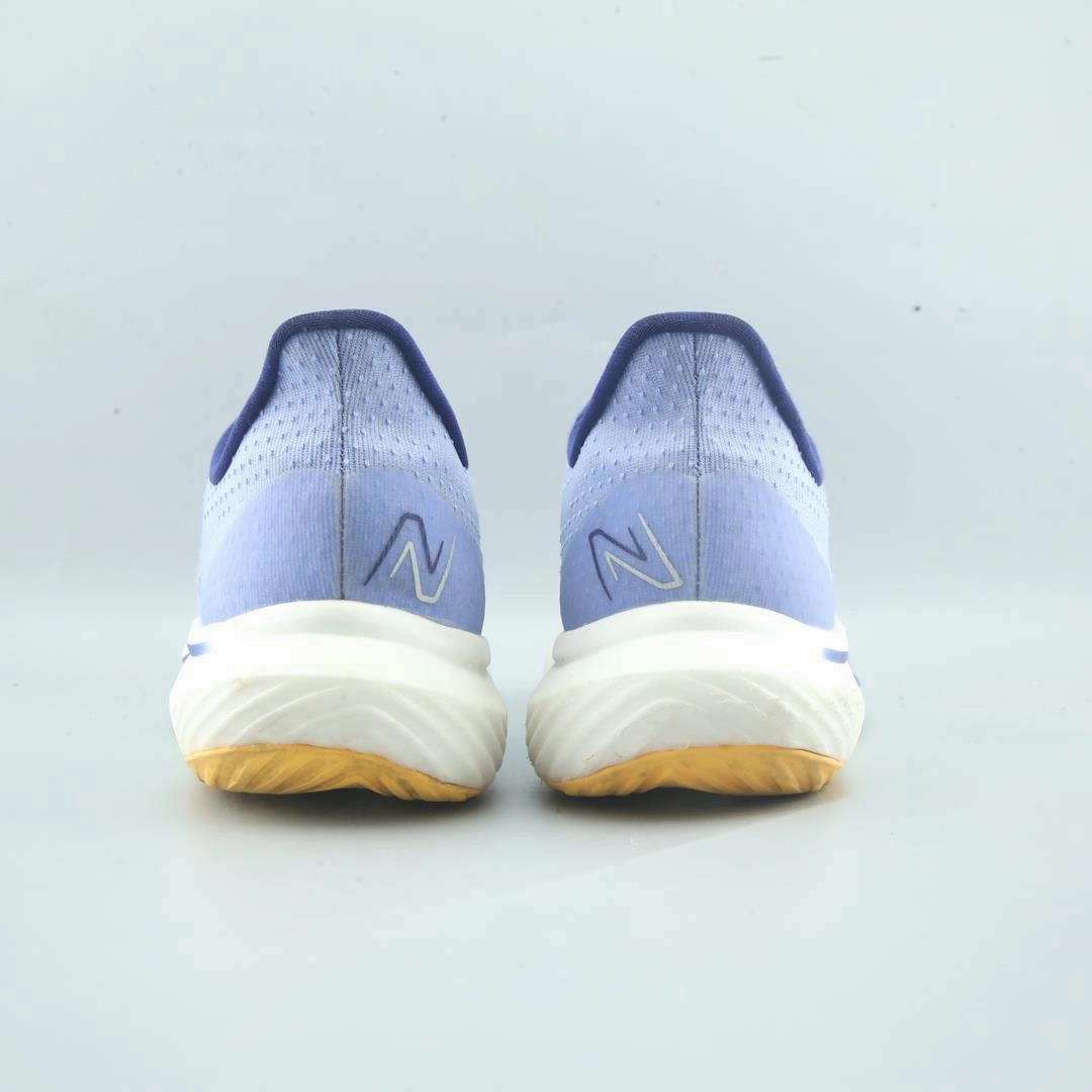 NEW BALANCE FUELCELL REBEL V3 New Balance trainer visuals