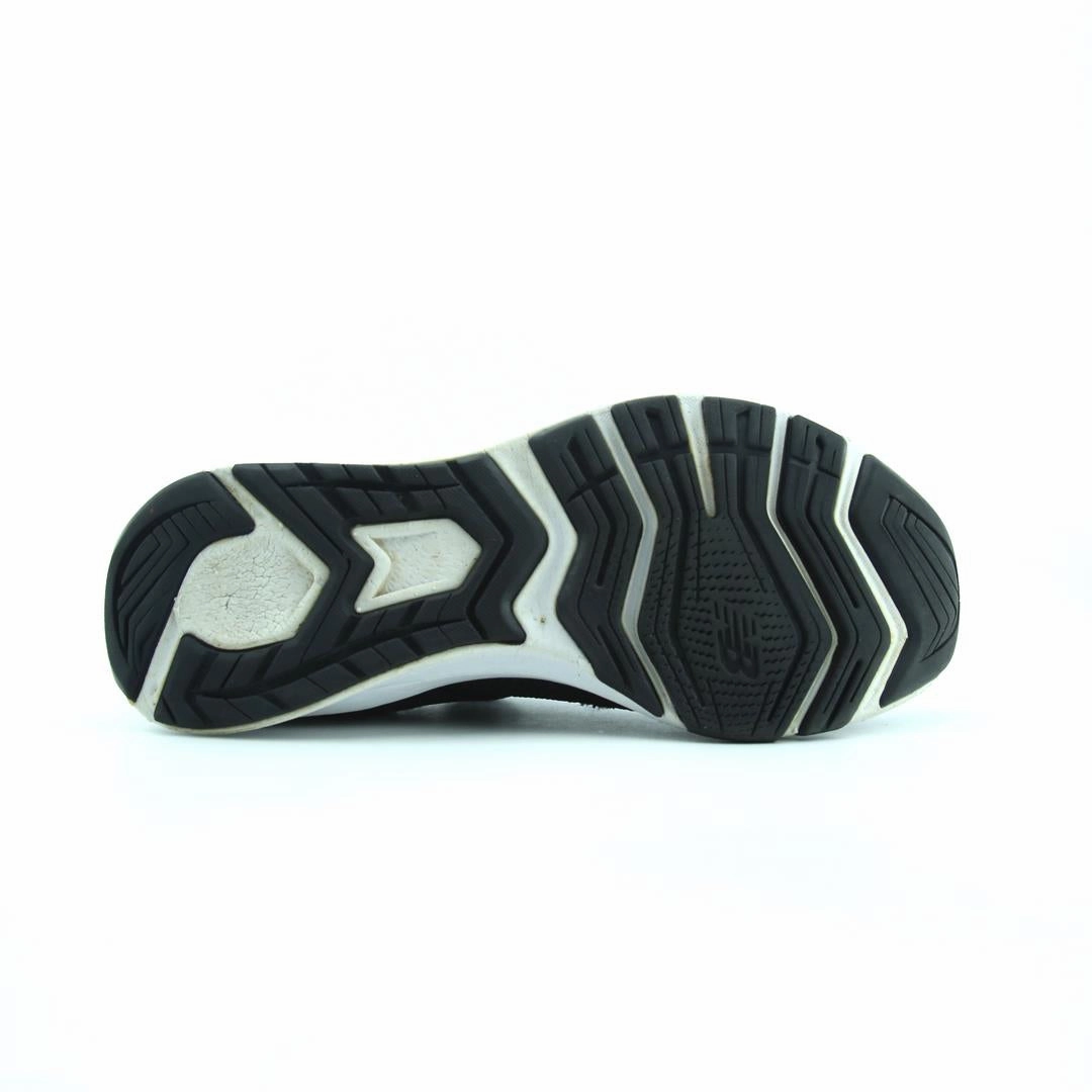 NEW BALANCE FUELCORE NERGIZE V1 New Balance trainer visuals