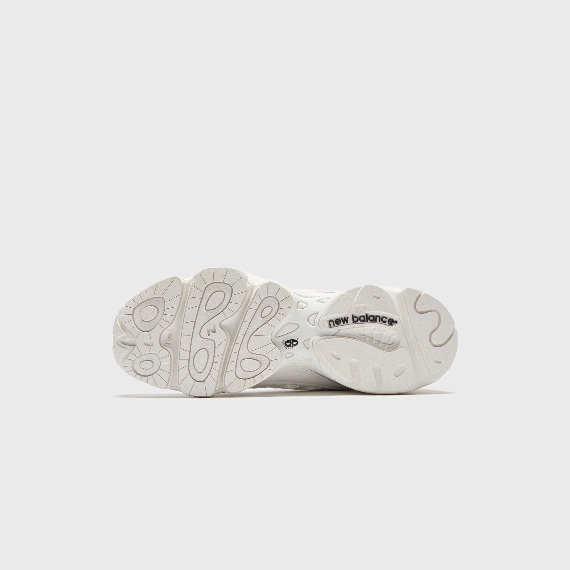 New Balance M1000 - White Nike Air Force 1 edition
