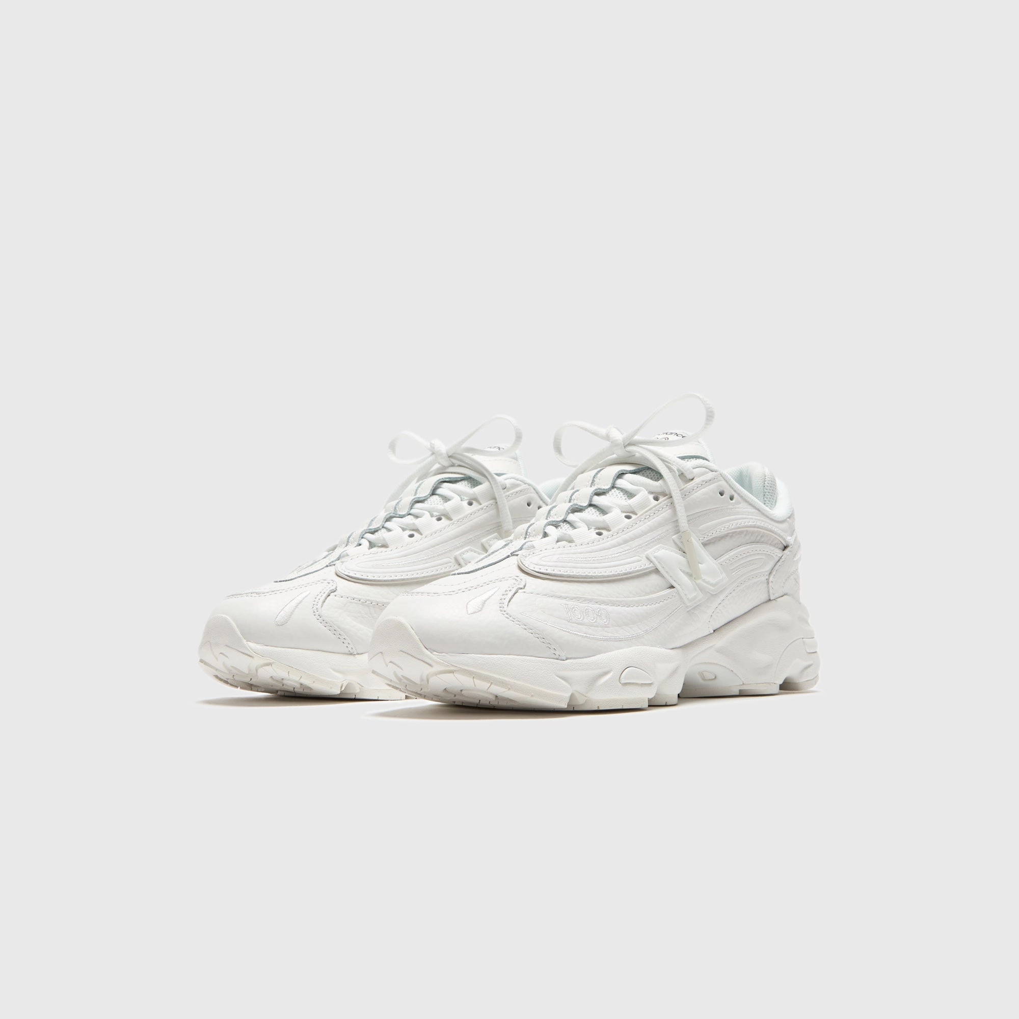 New Balance M1000 - White Nike Air Force 1 edition