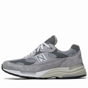 New Balance Made in USA 992 - Grey/Silver Metallic New Balance casual trainers with arch support