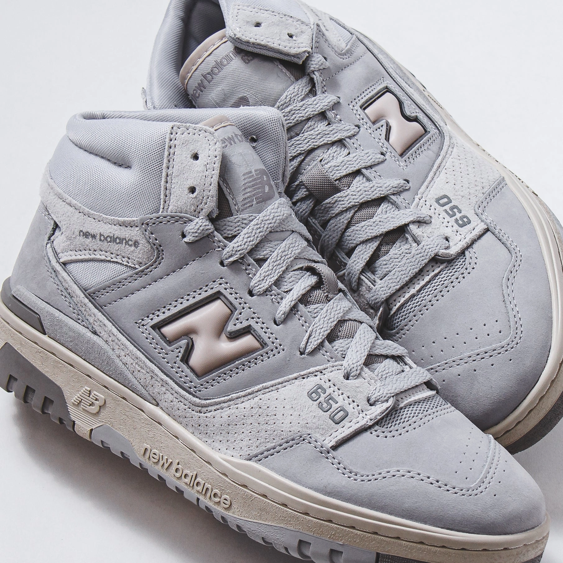 New Balance Men 650 Light Aluminum BB650RGG classic New Balance pictures