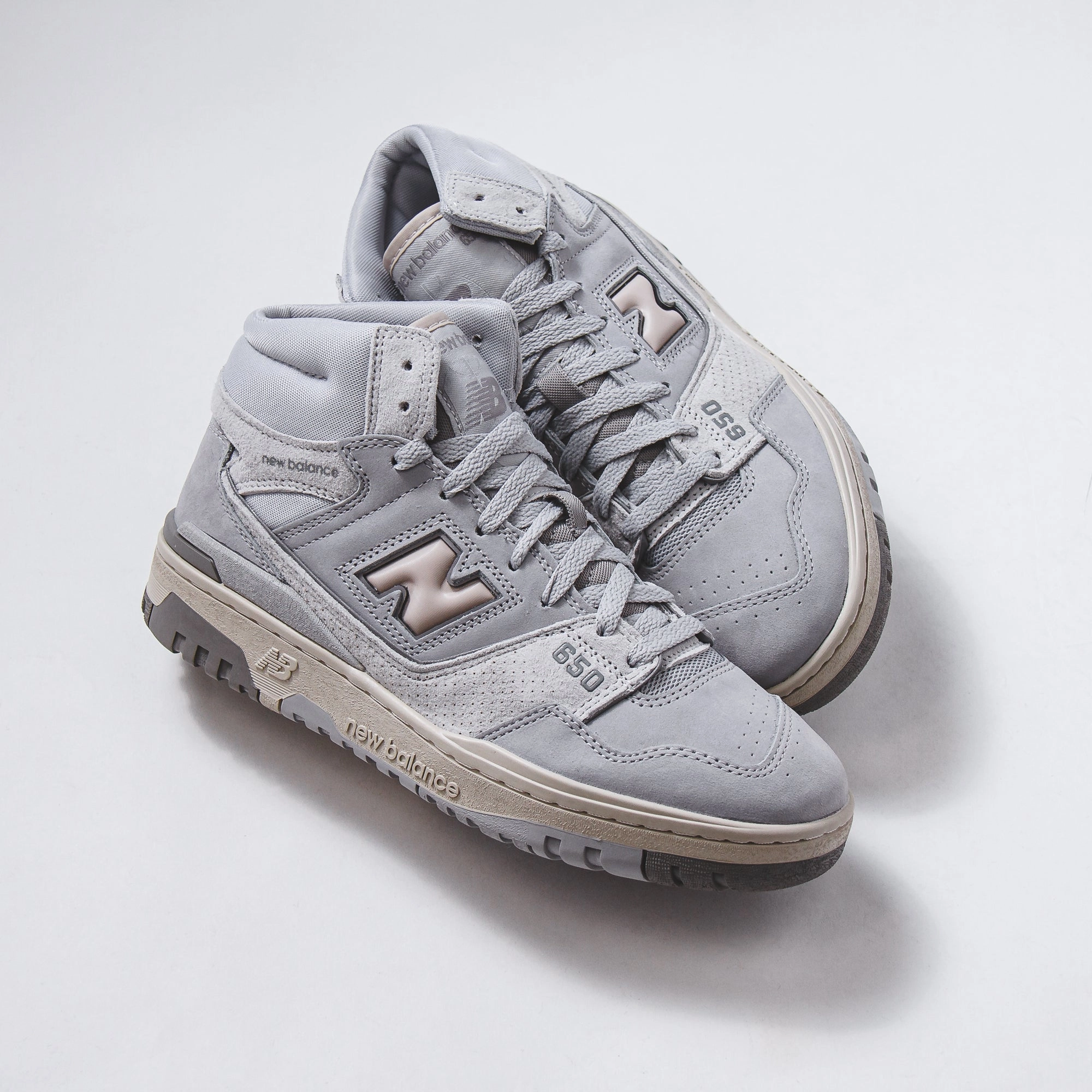 New Balance Men 650 Light Aluminum BB650RGG classic New Balance pictures