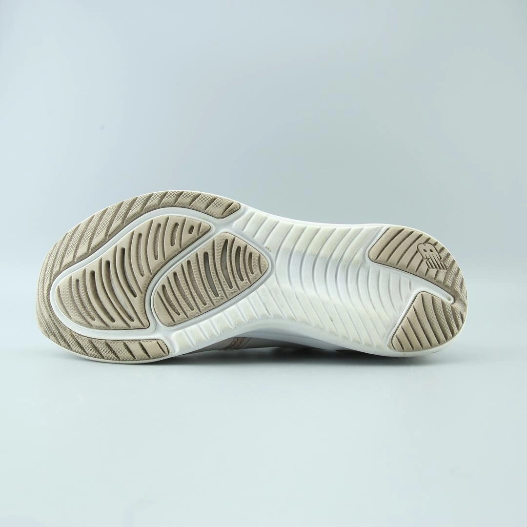 NEW BALANCE NERGIZE SPORT V1 stylish New Balance designs