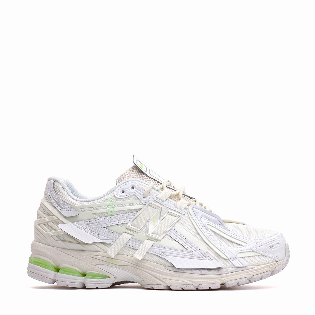 New Balance Unisex 1906A White Green U1906AE New Balance classic shoe silhouettes