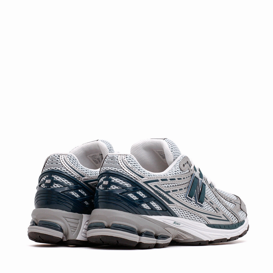 New Balance Unisex 1906R Silver Metallic Deep Ocean U1906RCE classic New Balance pictures