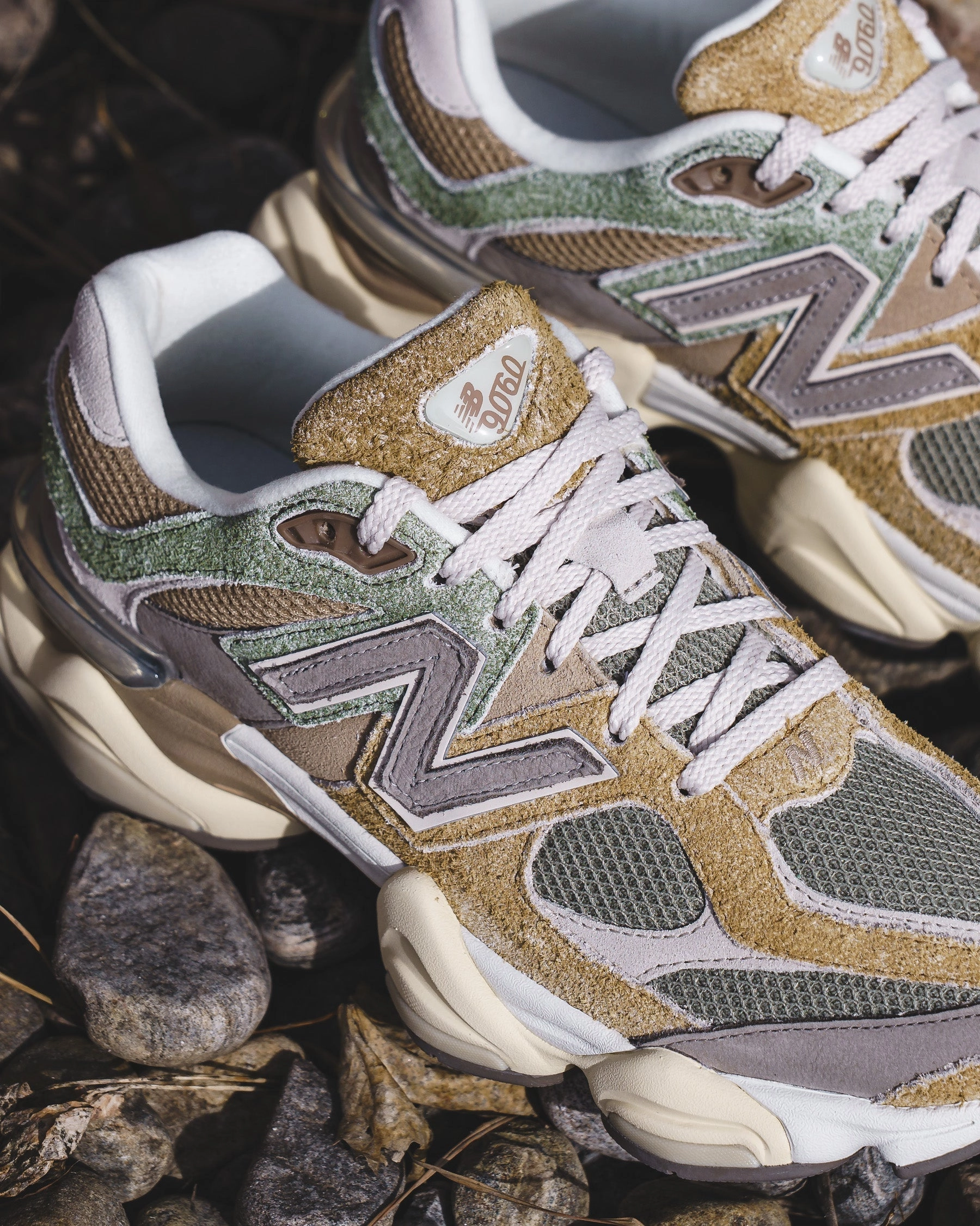 New Balance Unisex 9060 Olivine U9060NTC classic New Balance pictures