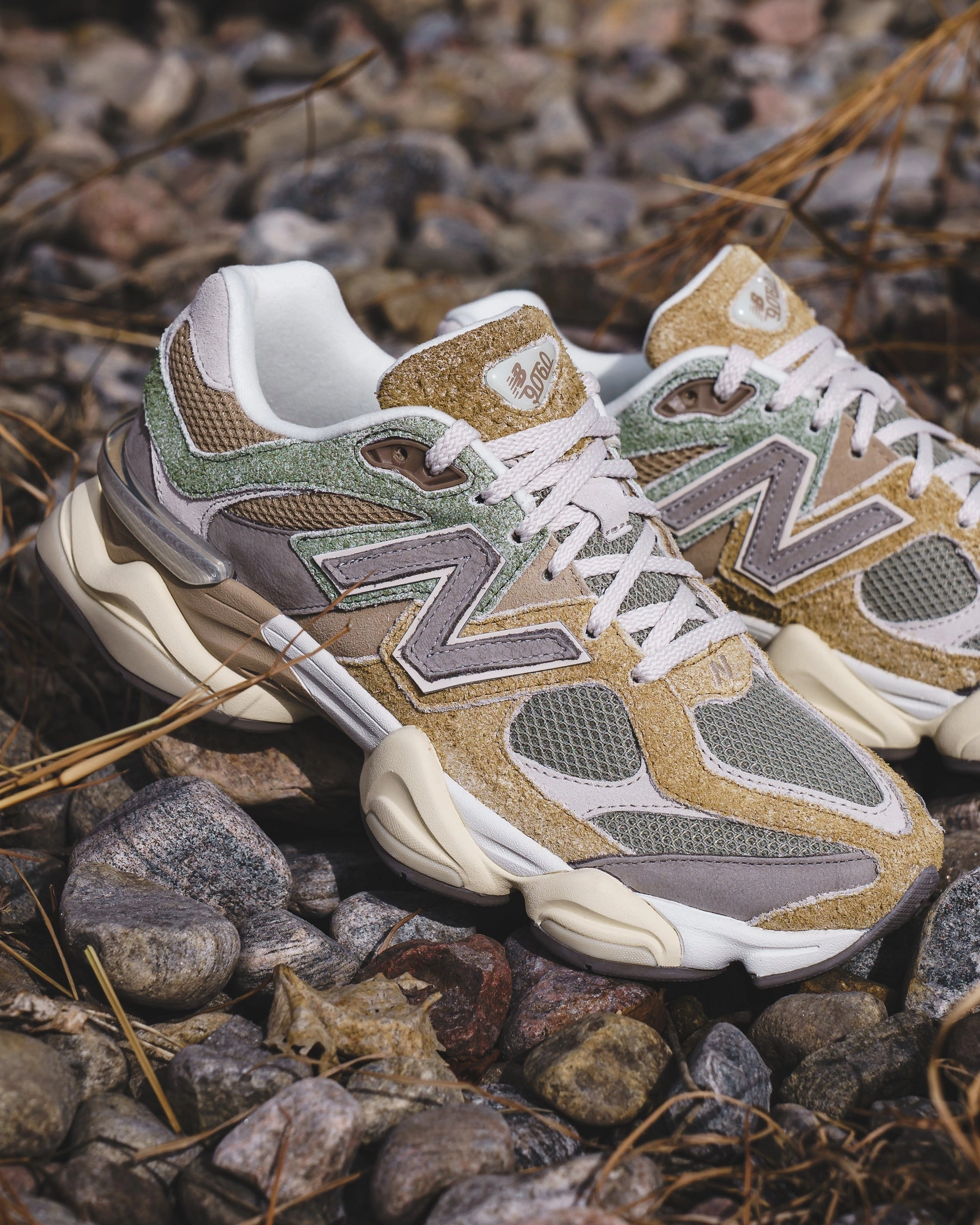 New Balance Unisex 9060 Olivine U9060NTC classic New Balance pictures